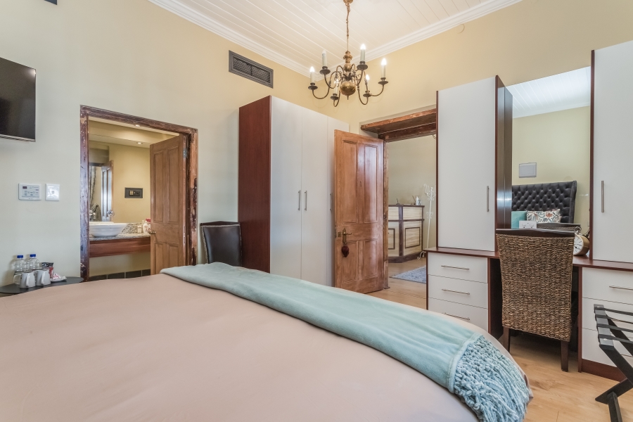 7 Bedroom Property for Sale in Cape Town City Centre Western Cape